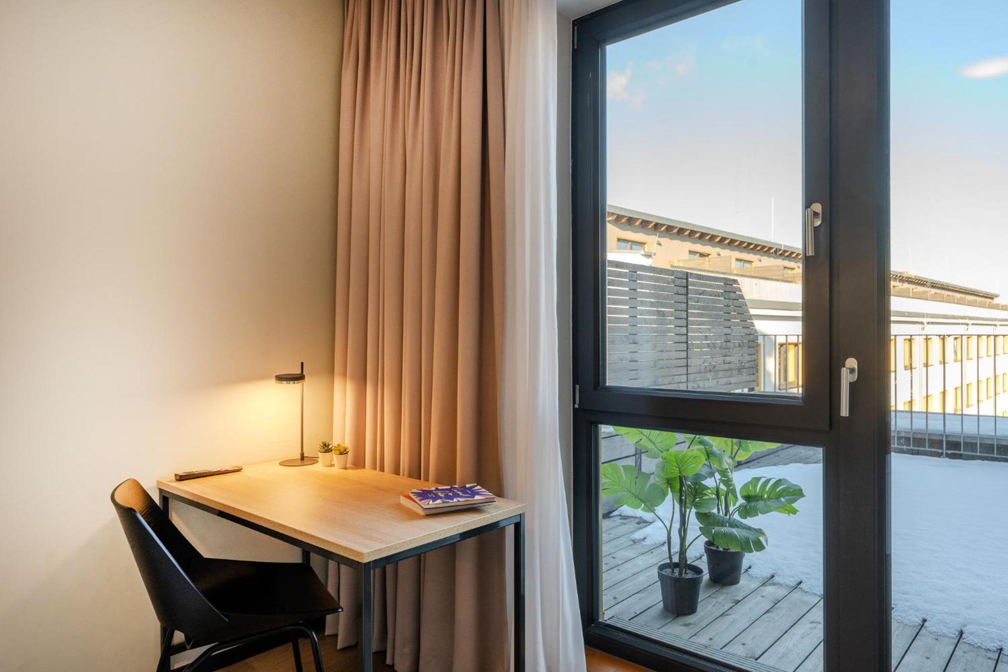 The Base Berlin One Hotel Ngoại thất bức ảnh